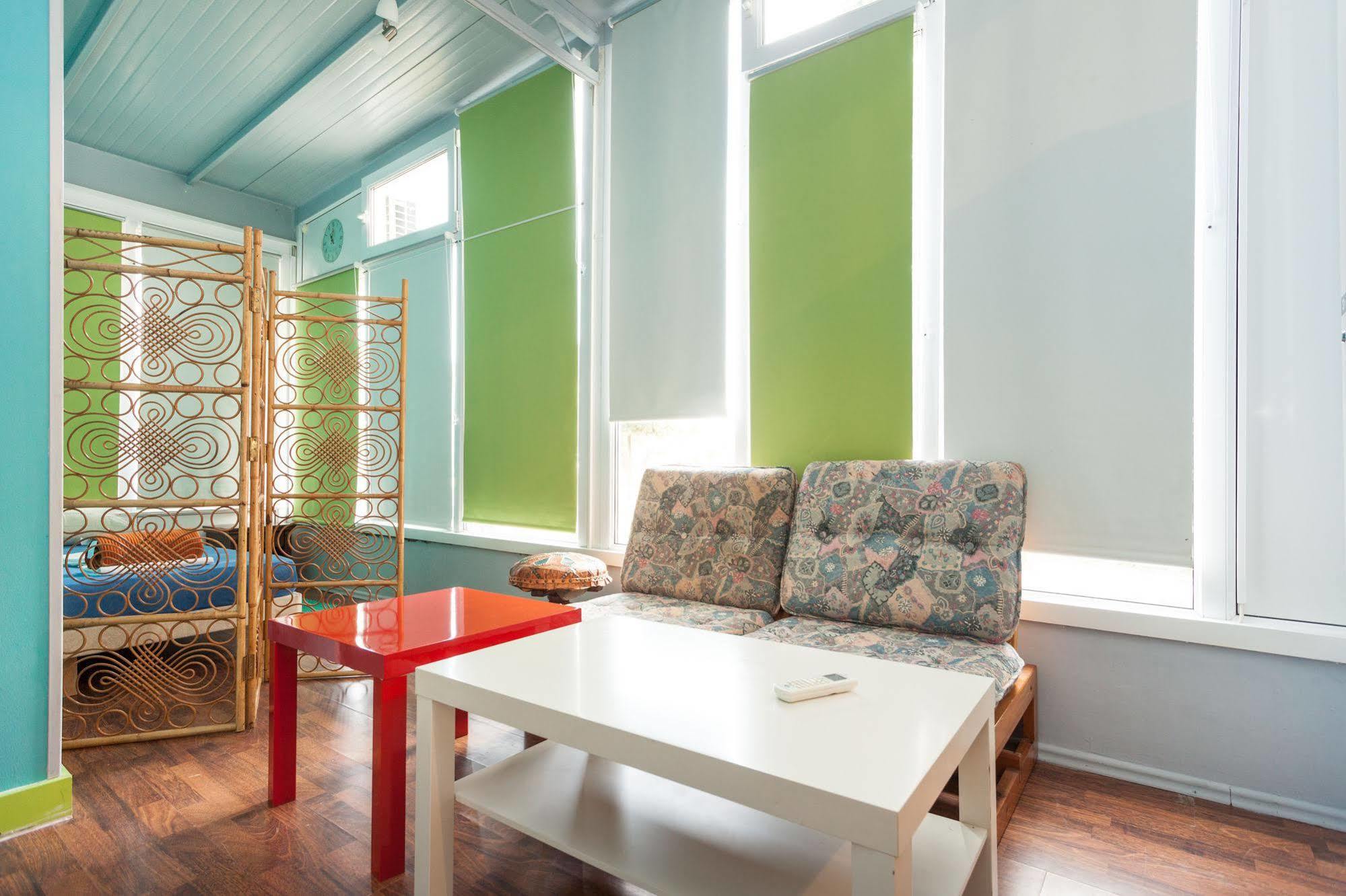 Roundabout Hostel - Hostel Rovinj Exterior photo