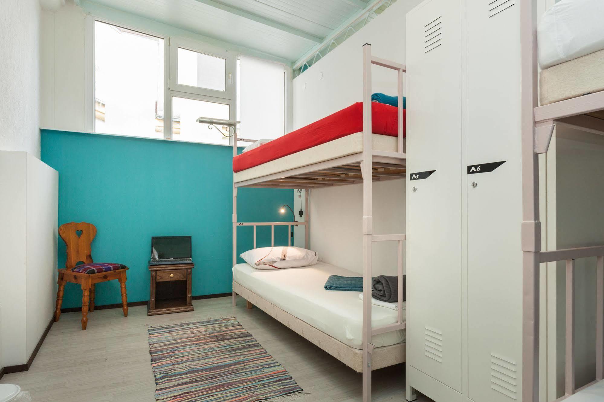 Roundabout Hostel - Hostel Rovinj Exterior photo