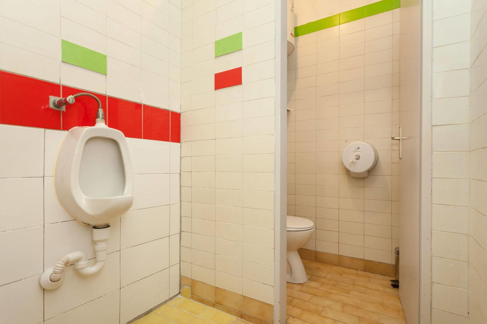 Roundabout Hostel - Hostel Rovinj Exterior photo