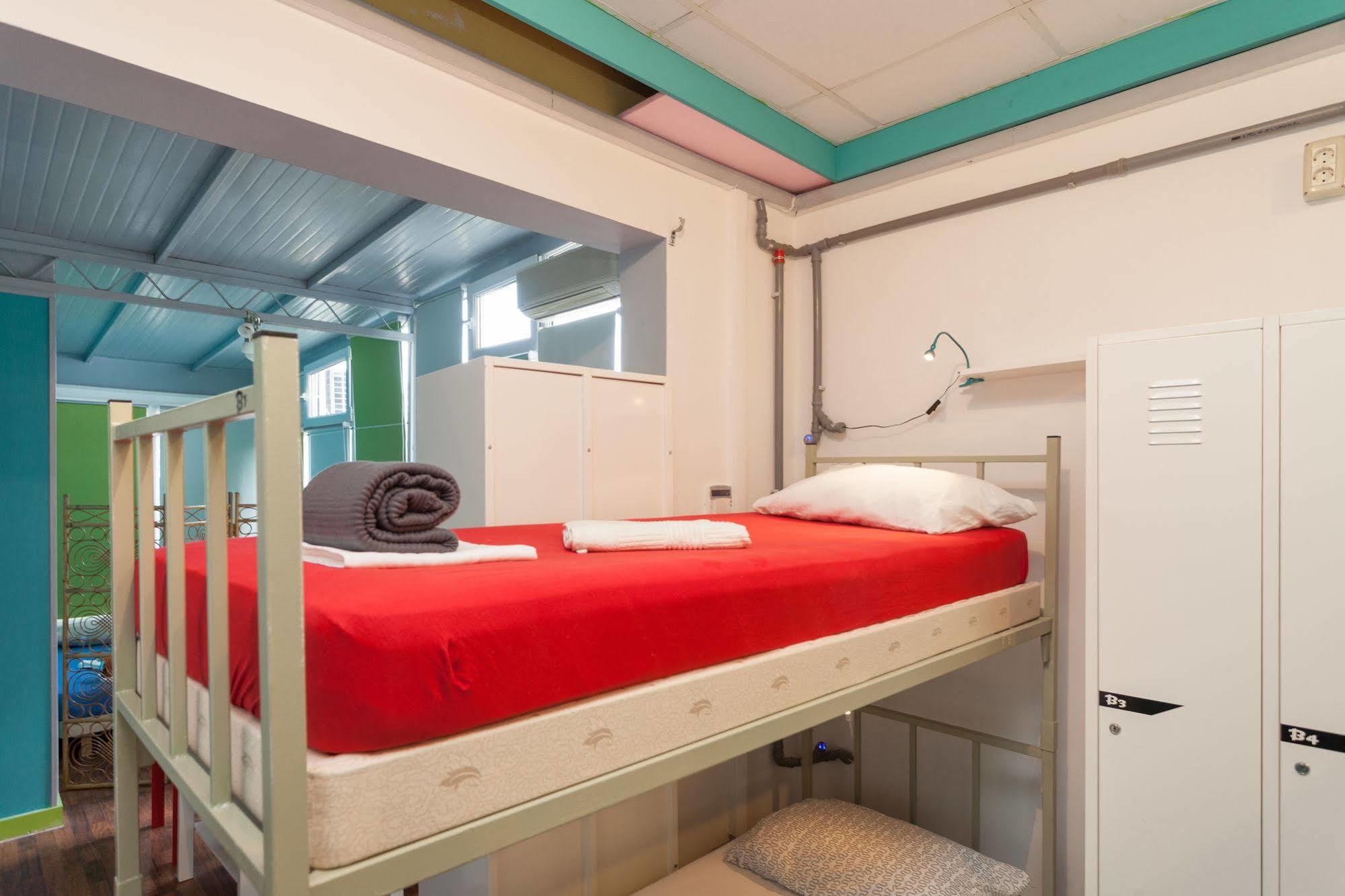 Roundabout Hostel - Hostel Rovinj Exterior photo