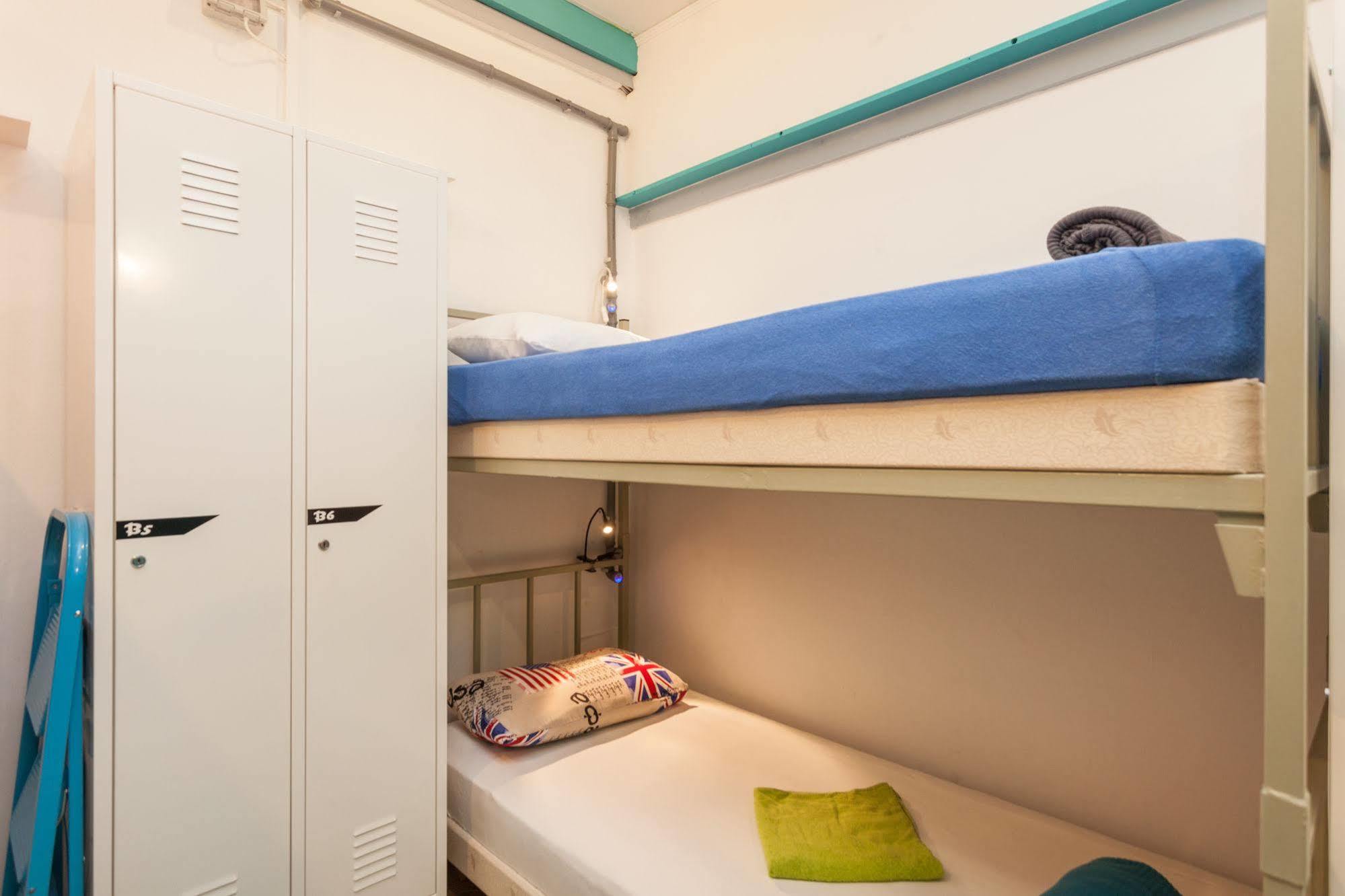 Roundabout Hostel - Hostel Rovinj Exterior photo
