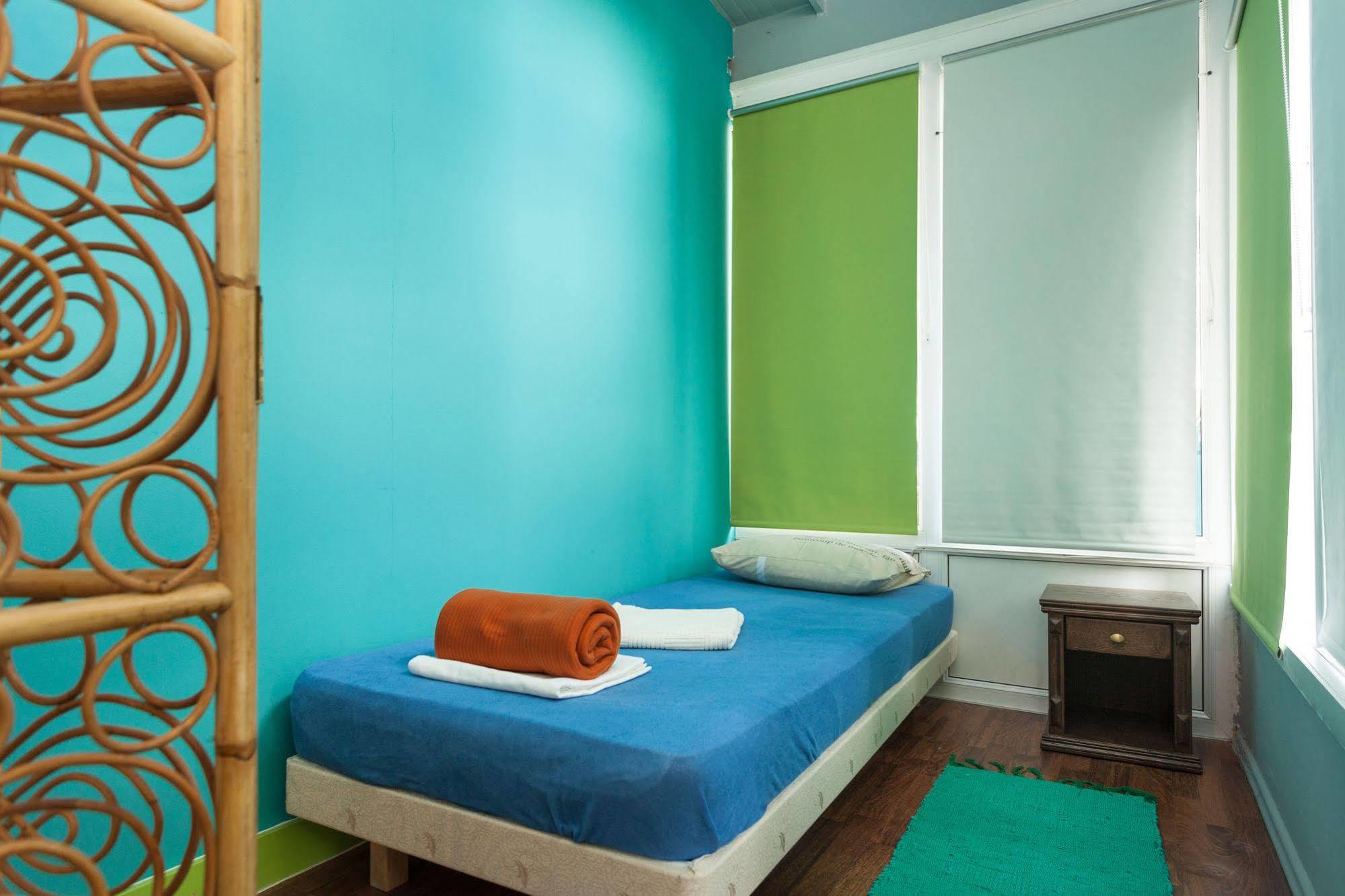 Roundabout Hostel - Hostel Rovinj Exterior photo