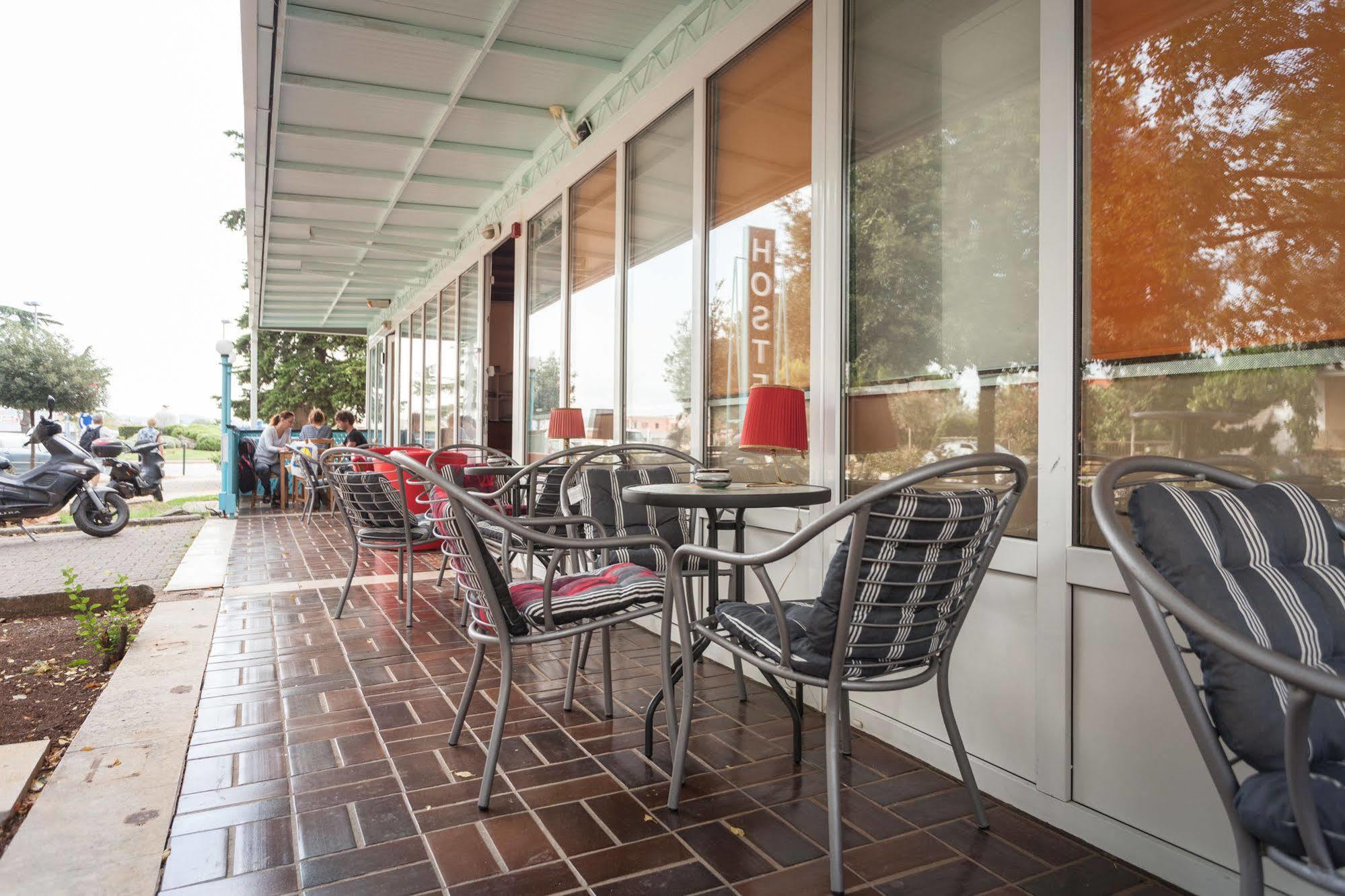 Roundabout Hostel - Hostel Rovinj Exterior photo